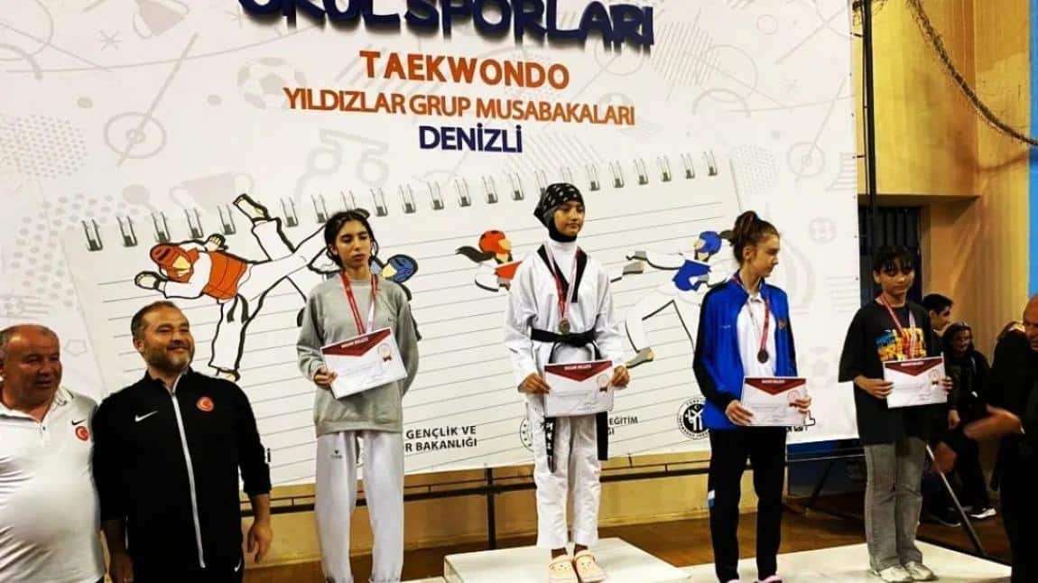 Ööğrencimiz Elif TÜRKMEN Taekwando Türkiye Yıldızlar Yarı Final Birincisi Oldu!
